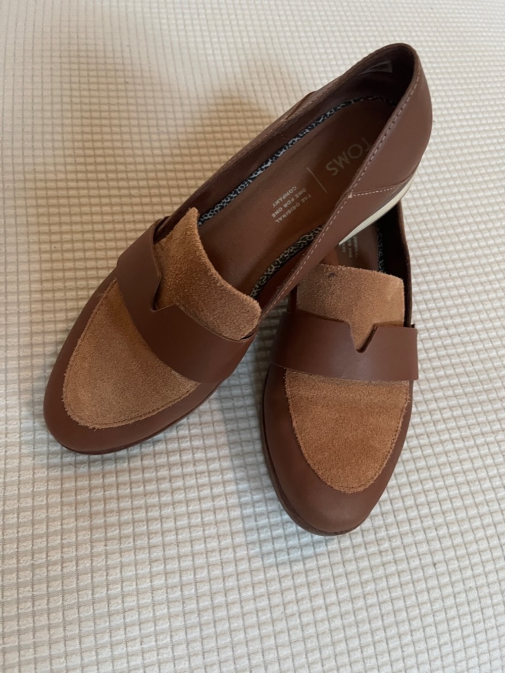 TOMS Women's Estel Tan Leather and Loafers